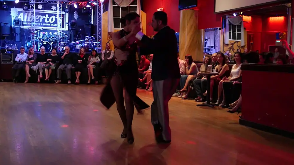 Video thumbnail for Carlos & Maureen Urrego @ Milonga @ Alberto's 2017 Nov 19 Demo 3/3