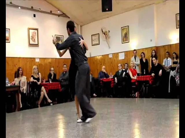 Video thumbnail for PABLO RODRIGUEZ Y NOELIA HURTADO EN LA BALDOSA "CACAREANDO" (Milonga)