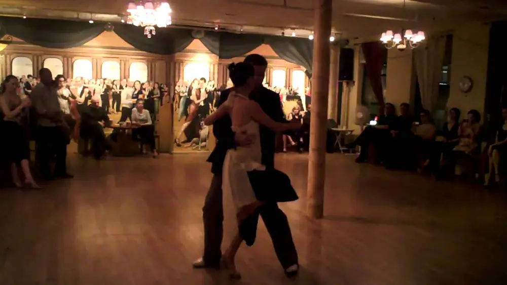 Video thumbnail for Mila Vigdorova & Damian Thompson:Argentine Tango @ Triangulo