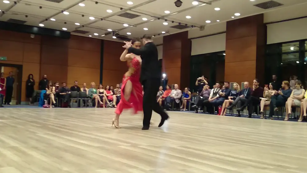 Video thumbnail for Dmitry Kuznetsov & Olga Nikola. Flores Del Alma / Dante & Martel. Apertura Tango Weekend 2019