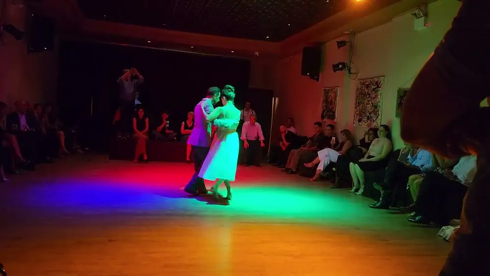 Video thumbnail for Argentine tango: Maria Elena Ybarra & Matías Iriarte - Milonga Oriental