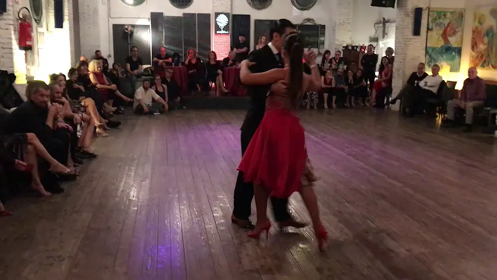 Video thumbnail for Juan David Vargas y Paulina Mejía - Milonga dei Barbari #3