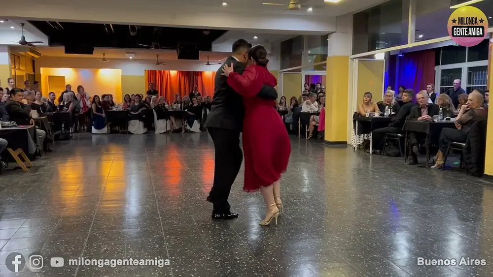 Video thumbnail for Jorge Lopez y Sandra Naccache - Milonga Gente Amiga - 04/JUN/2023 (1/1)