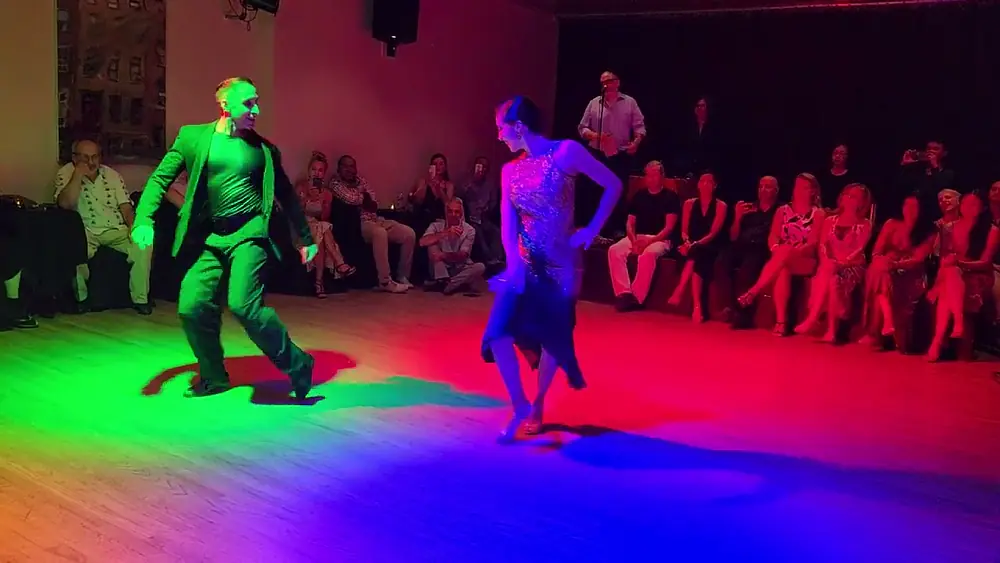 Video thumbnail for Argentine folkloric dance - Chacarera: Yesica Esquivel & Ariel Leguizamon