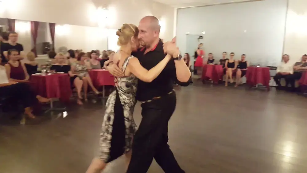 Video thumbnail for Alexei Roschektaev & Irina Nekrasova @ Milonga "El Salon"  3/3