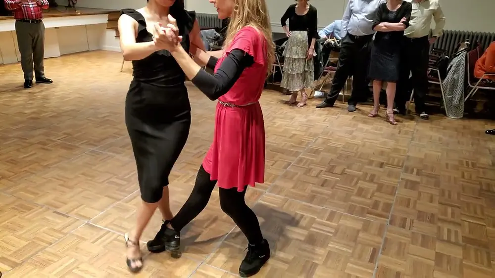 Video thumbnail for Argentine tango class: Lorena Ermocida - Bahía Blanca
