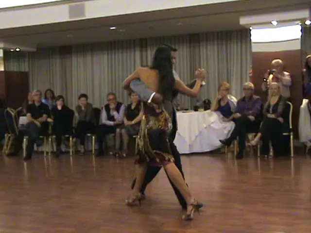 Video thumbnail for 20101127022940 Sebastian Achaval y Roxana Suarez   Derrotado de Carlos di Sarli