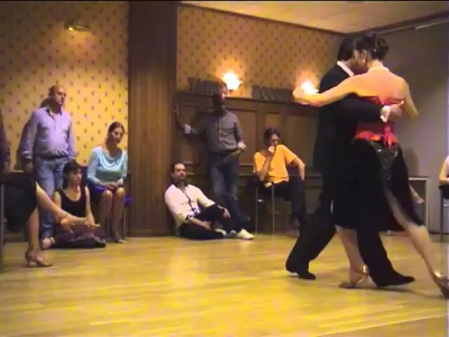 Video thumbnail for Alberto Sendra & Fernanda Japas (4) "Asi Se Baila El Tango" A.Castillo