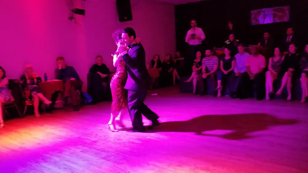 Video thumbnail for Argentine tango: Florencia & Marcos Pereira - Muchachita porteña