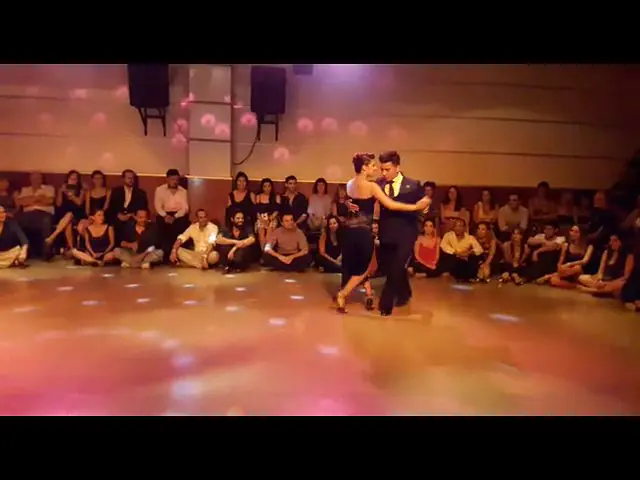 Video thumbnail for Sebastian Achaval y Roxana Suarez MILONGA   Festival del amor 05 02 172