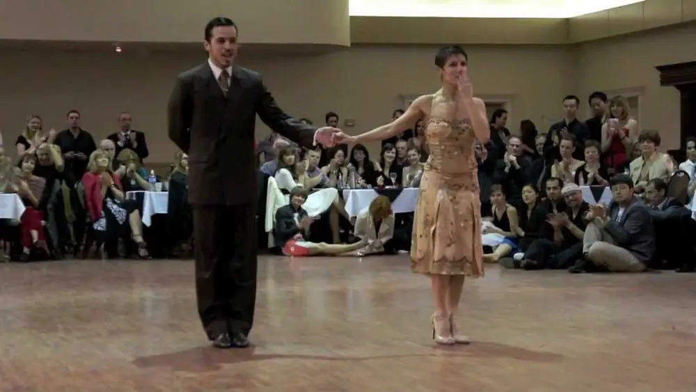 Video thumbnail for Vantangofest 2011 - Luciano Bastos & Aurora Lubiz Performance 1 of 2