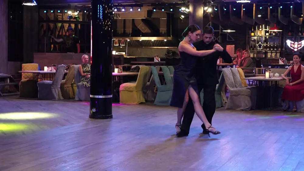 Video thumbnail for Mikhail Bubis & Polina Barsukova. 1. La Milonga del Bario. 2016.09.21