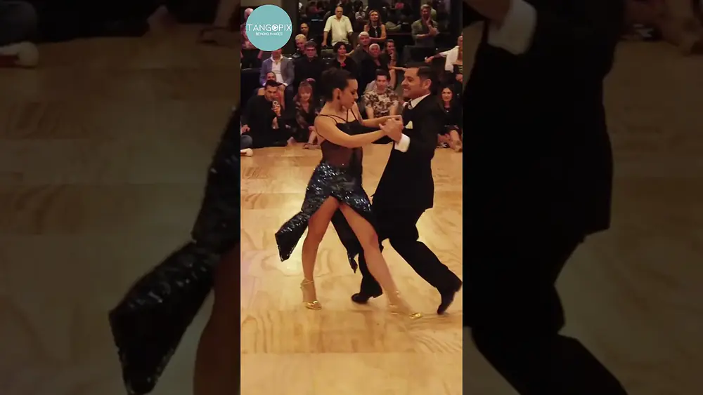 Video thumbnail for Neri Piliu & Yanina Quiñones dance Sexteto Milonguero - No hay tierra como la mia