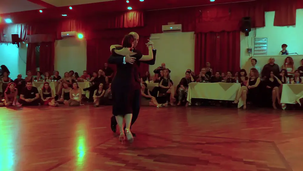 Video thumbnail for Selen Sürek & Alper Ergökmen, Lo mismo que antes (Winter Tango Napoli 2016, 1/3)