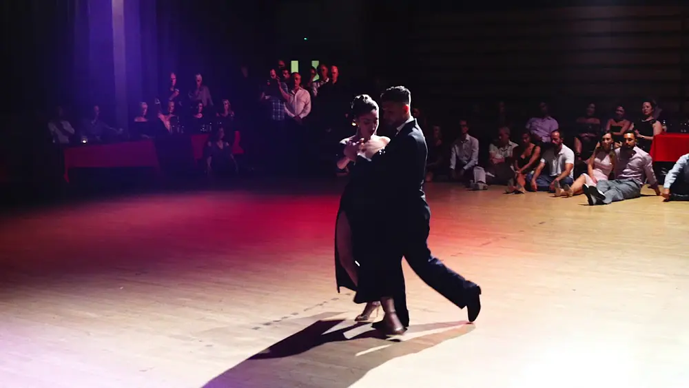 Video thumbnail for Maria Tsiatsiani y Leandro Palou (Merceditas)