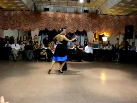 Video thumbnail for Sebastian Achaval y Roxana Suarez en El Abrazo