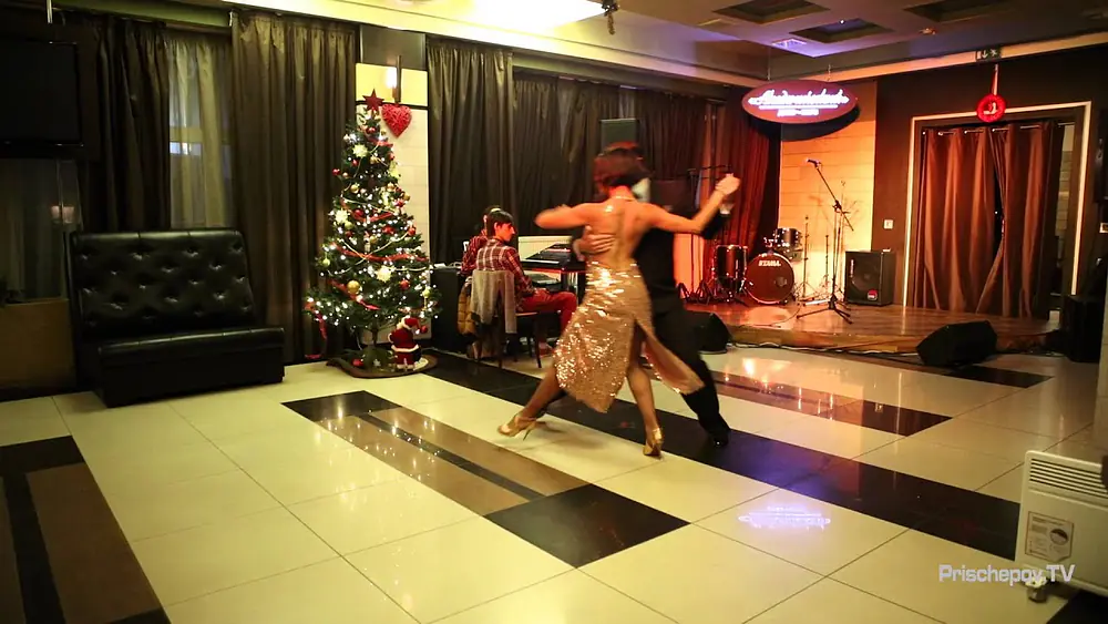 Video thumbnail for Junior Cervila & Guadalupe Garcia, 3,  Концерт в ресторане "Академический" 01.12.2015