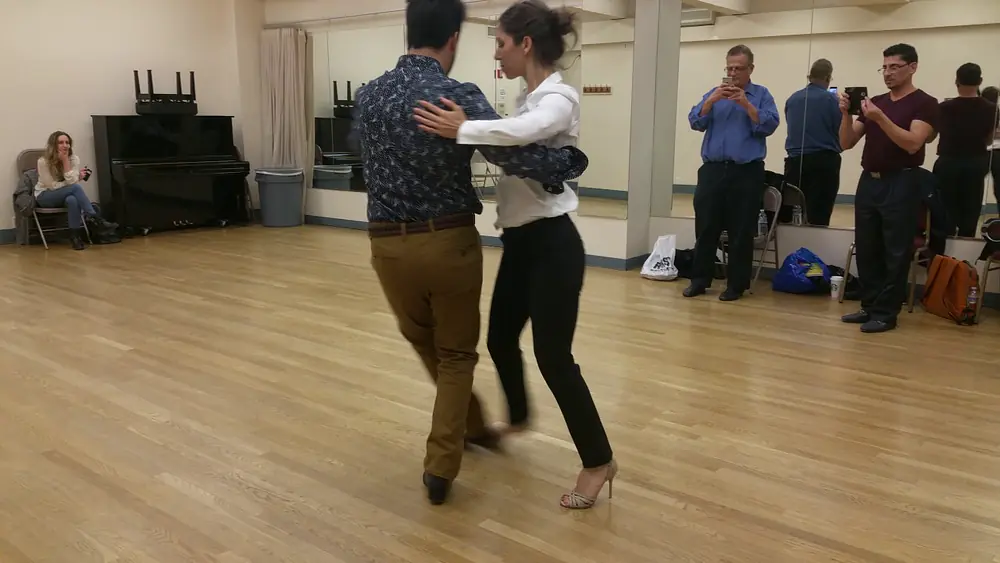 Video thumbnail for Argentine tango workshop: Romina Levin & Leandro Gomez - En la Buena y en la Mala