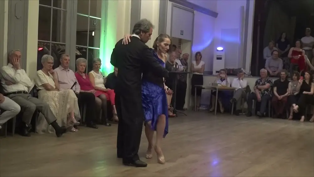 Video thumbnail for Alberto Sendra & Fernanda Japas: "A los amigos" @ CC Meulestee Gent 19/4/2025