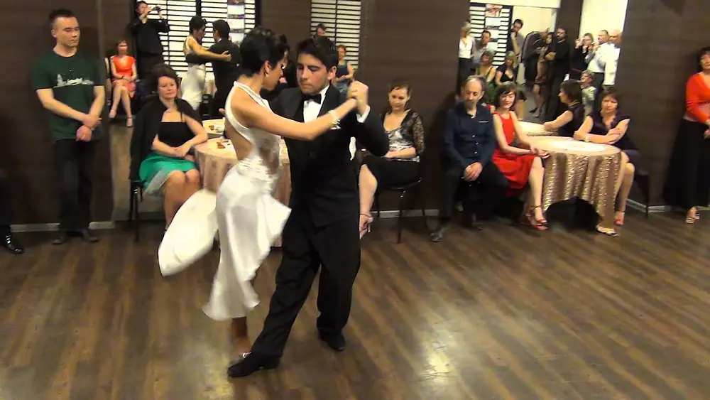 Video thumbnail for Rodrigo Videla & Marina Teves. 4 Dance