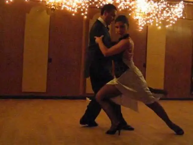 Video thumbnail for Andres Bravo & Carolina Jaurena at La Milonga Rosa