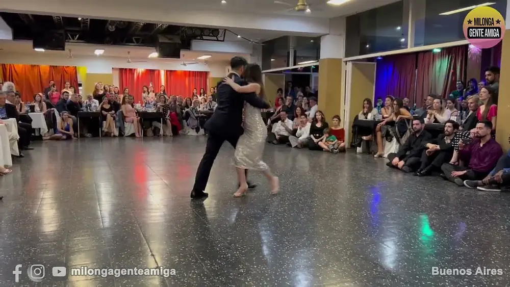 Video thumbnail for Sebastian Jimenez y Magdalena Valdez  - Milonga Gente Amiga -  2022 (3 de 3)