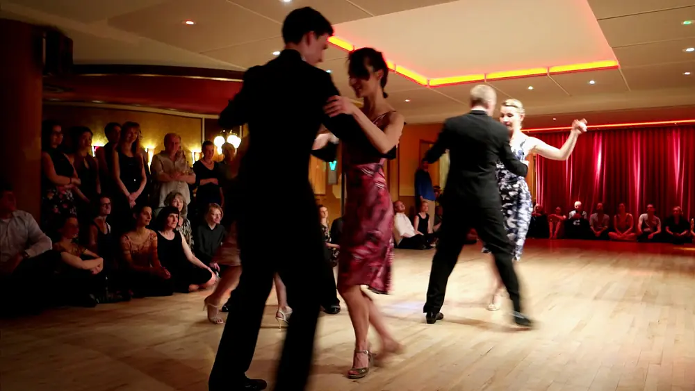 Video thumbnail for Juan Pablo Canavire och Sara Westin med DNI dansare