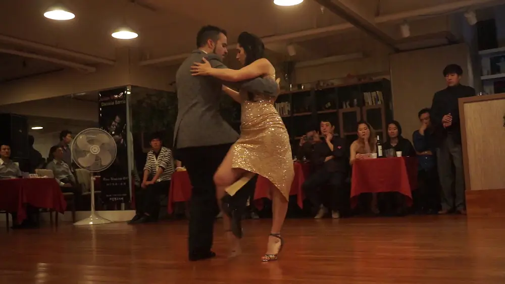 Video thumbnail for [ Tango ] 2017.12.17 -  Julian Vilardo & Daniela Barria  - Show No.1
