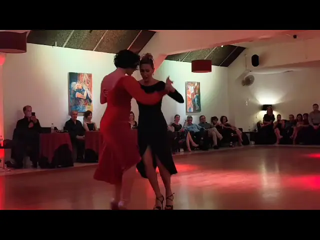 Video thumbnail for Liliana Chenlo y Raquel Makow.Milonga del Viernes.Tita Merello-Se Dice De Mi - 2/4