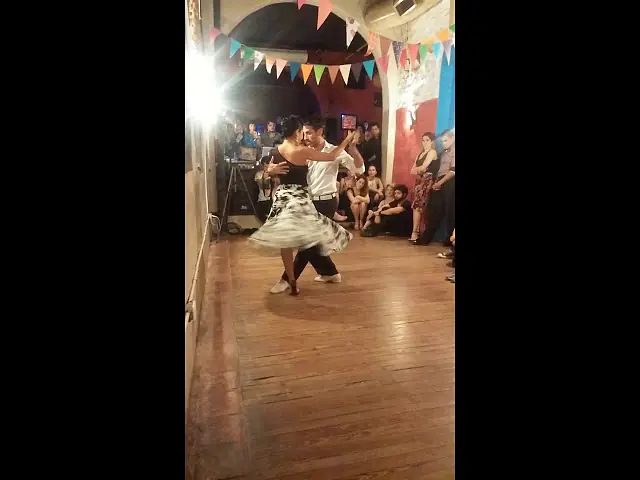 Video thumbnail for Pablo Alvarez & Corina Herrera en "Muy Lunes"