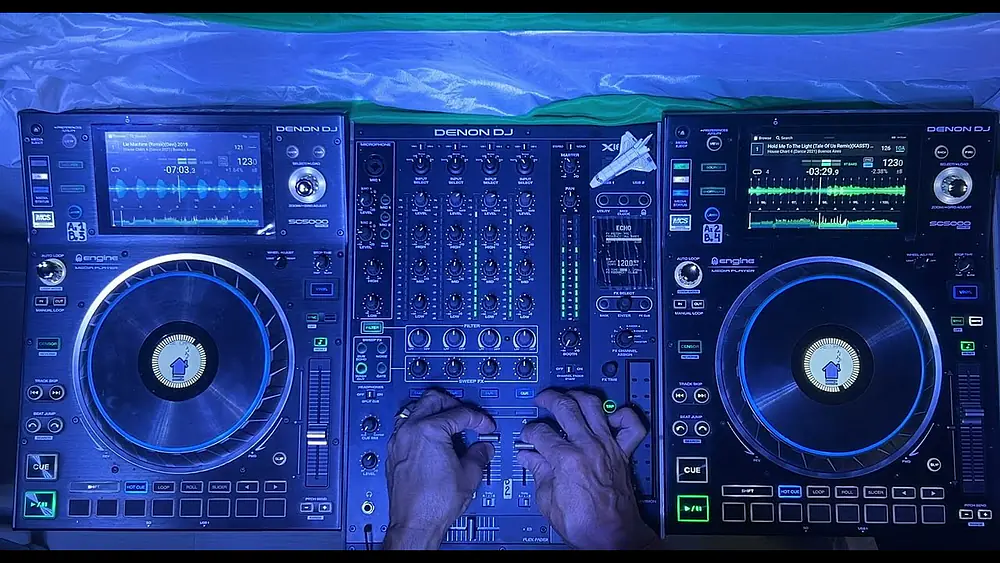 Video thumbnail for Gustavo Rosas.Dj Gus House Denon mix 1.Buenos Aires.Enero 2024.