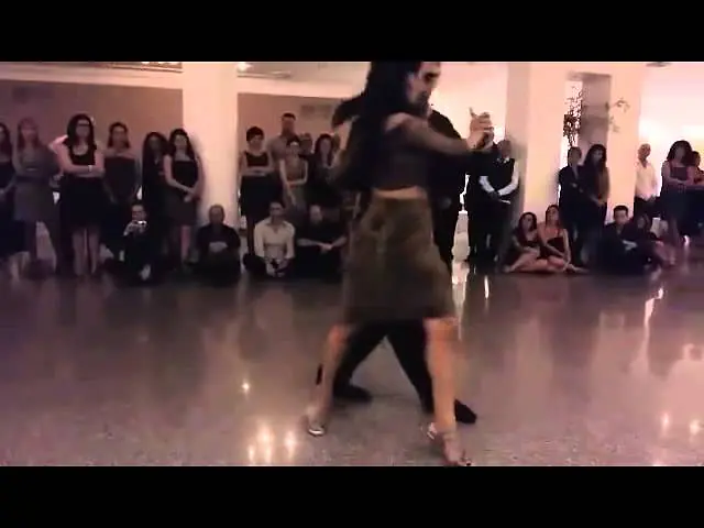 Video thumbnail for Arrabal - Antonella Terrazas y Santiago Castro