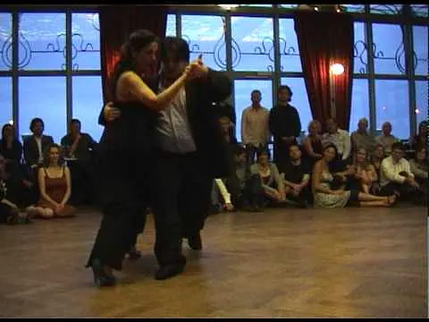 Video thumbnail for Aoniken Quiroga y Carla Marano in Rotterdam - 4