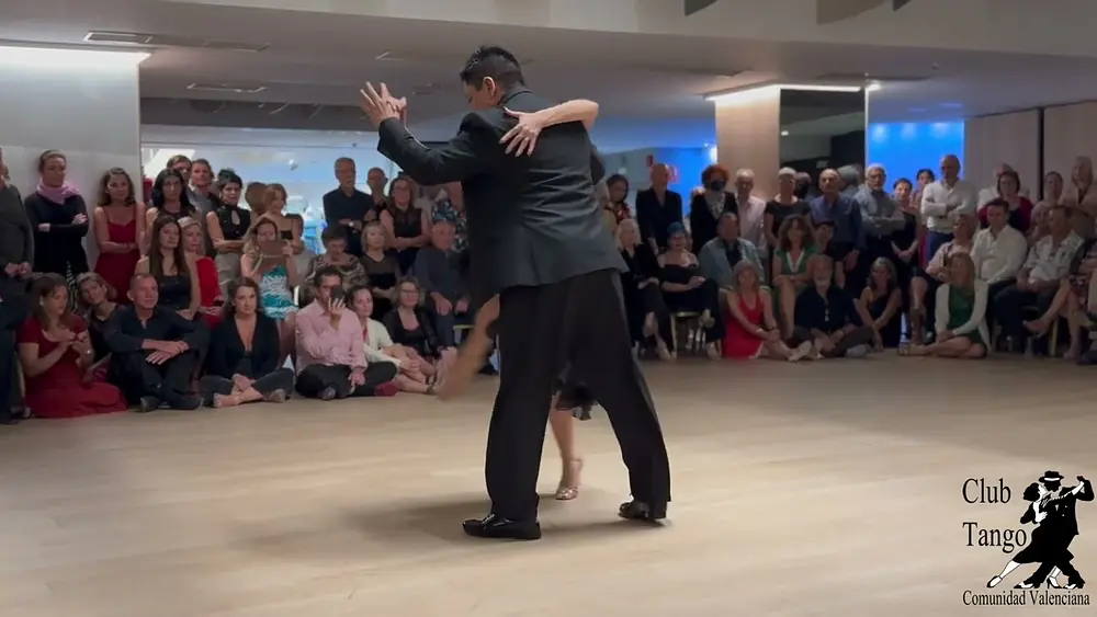 Video thumbnail for Carlitos Espinoza & Agustina Piaggio 1;  XXI Encuentro Club Tango Comunidad Valenciana 12/10/24