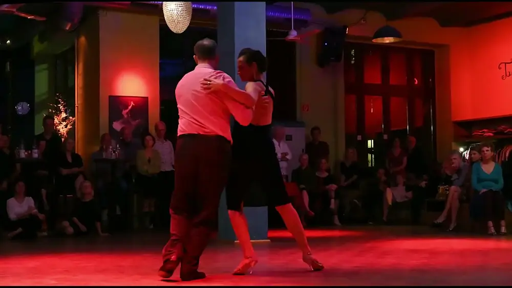 Video thumbnail for Rafael Busch & Susanne Opitz - Llorar por una mujer, Enrique Rodriguez - Berlin