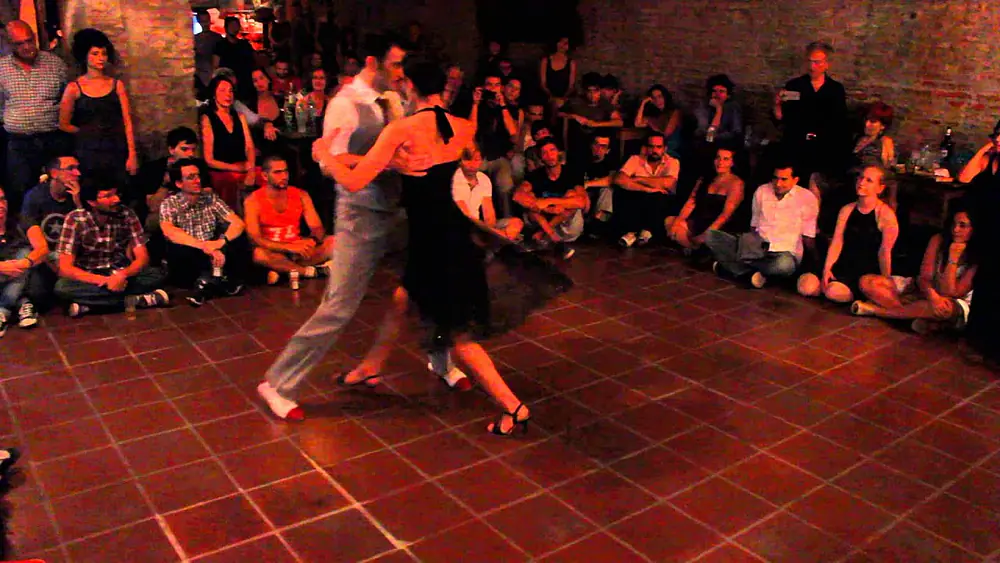 Video thumbnail for Bruno Tombari y Rocío Lequio - 27/2/2016 - La Cachivachería - 3/4