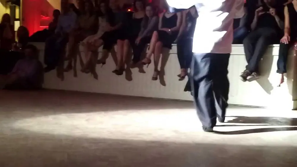 Video thumbnail for Stefania Colina & Juan Martin Carrara, 'Flores del alma' (De Angelis)