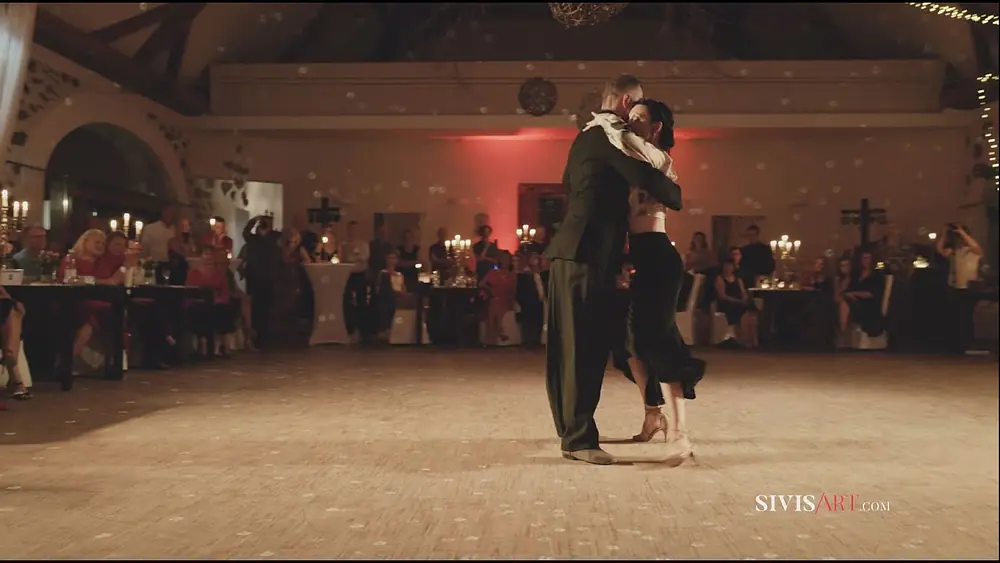 Video thumbnail for Joanna Jablońska & Piotr Bochiński - Edgardo Donato "Ella es asi" by Sivis'Art