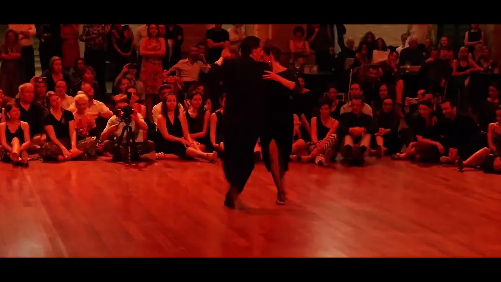 Video thumbnail for Ruben Veliz y Sabrina Veliz no 16° Festival Tango Porto, em 22/04/23 - 2/6