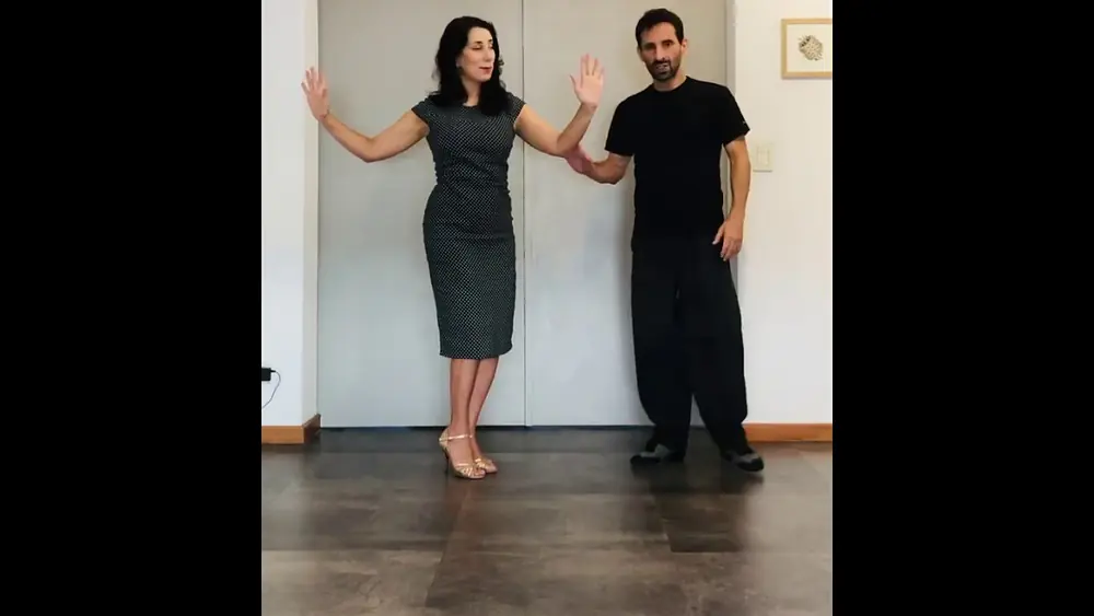 Video thumbnail for Tango, tu segunda clase, ochos (1). QuedateEnCasa. Pablo Nievas y Florencia Fraschina. 2020