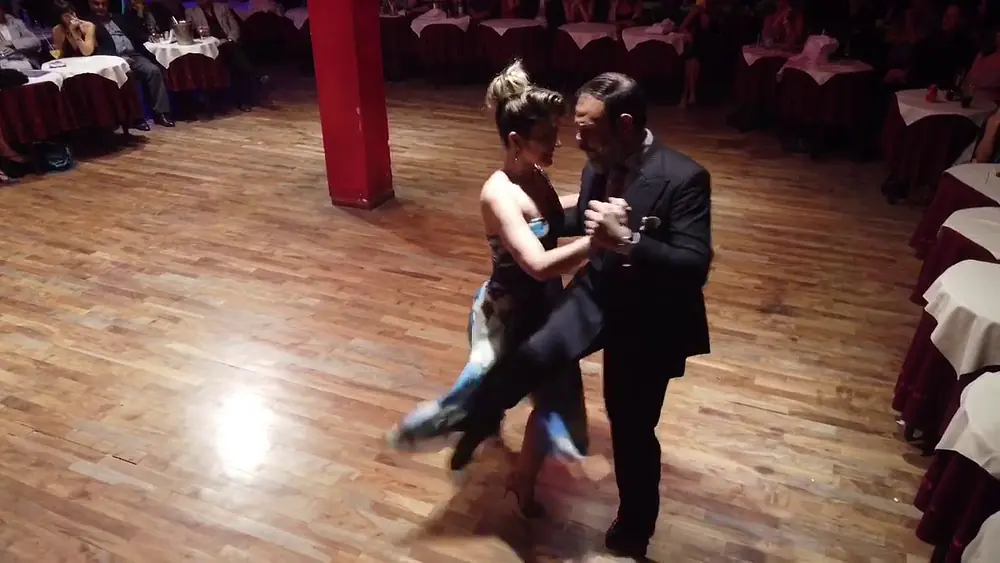Video thumbnail for Fabian Peralta Y Josefina Bermudez Tango Performance @El Beso 02