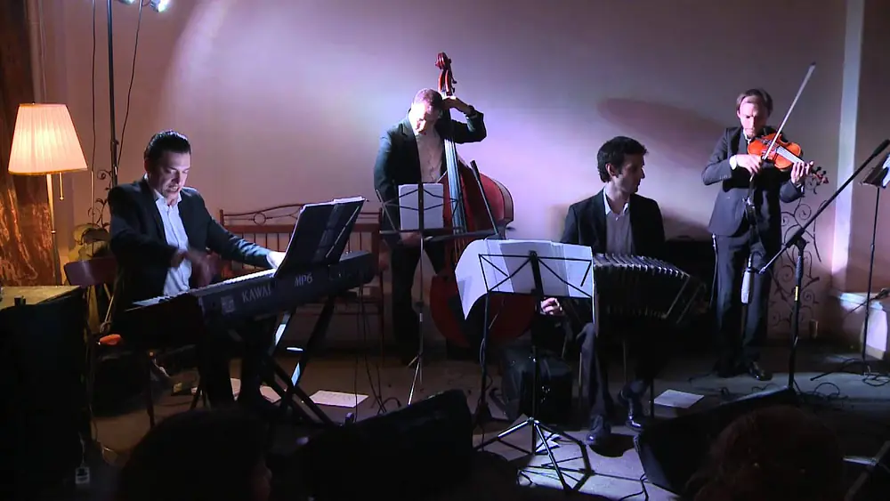 Video thumbnail for Solo Tango Orquesta & Lautaro Greco "Gallo Ciego"