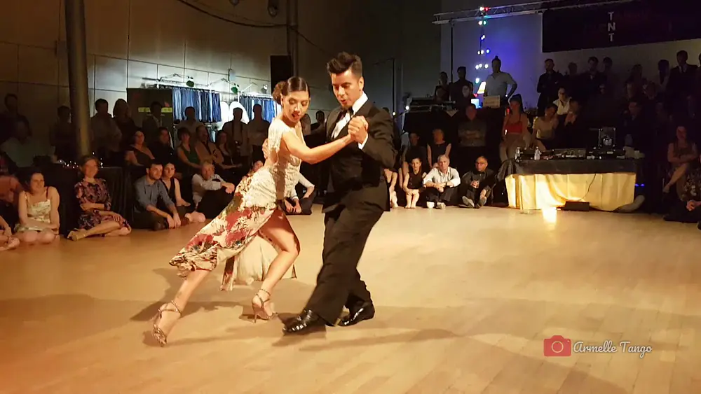Video thumbnail for Sebastián Achaval & Roxana Suarez ❤ @ Lyon Tango Festival 2019 - Yo Soy El Tango (Anibal Troilo)
