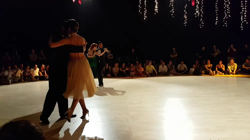 Video thumbnail for Claire Vivo & Dario E. Da Silva et Joana Fernandes Gomes & Sebastian Jimenez @ Tango Roots