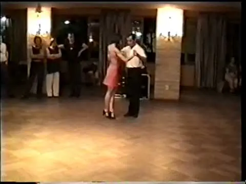 Video thumbnail for Osvaldo Zotto e Lorena Ermocida AulaTango  Vals