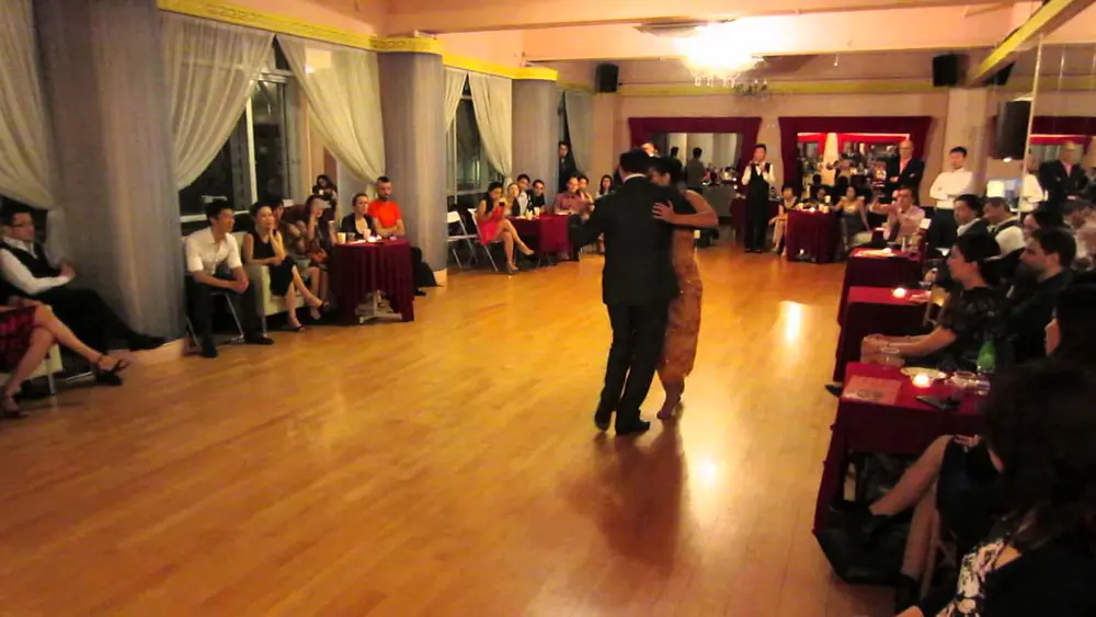 Video thumbnail for Gabriel Misse & Carla Espinoza Welcome Milonga Hong Kong Dec 4/15 #1