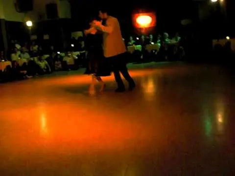 Video thumbnail for Vanessa Fatauros & Andres Molina - Soho Tango Club Villa Malcolm 1