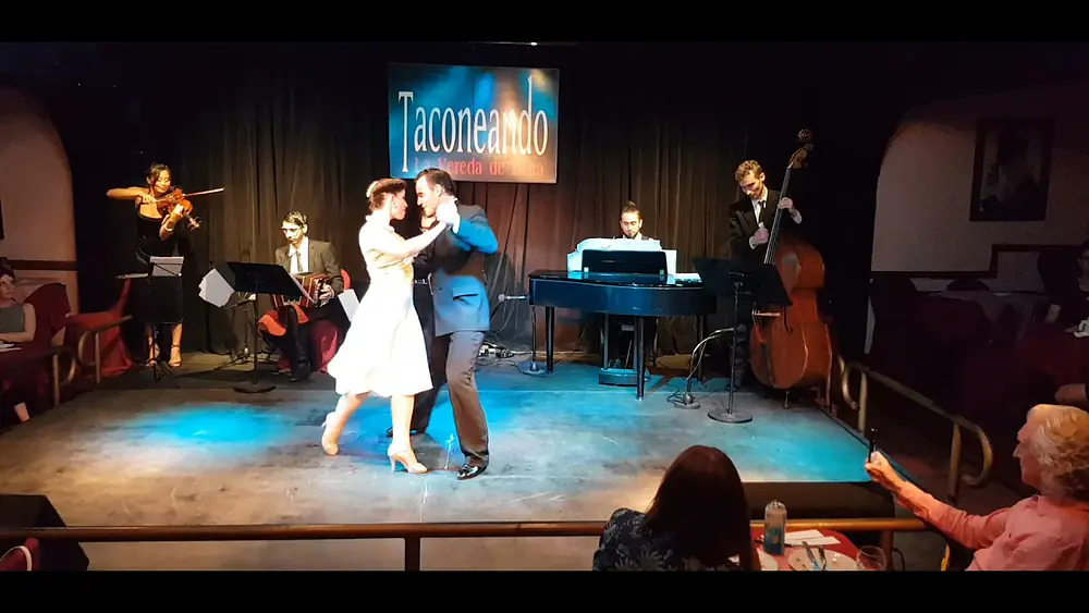 Video thumbnail for Barbara Ferreyra y Agustín Agnez - Vals "Olga",Orq Herederos del Compas-Show Tango Vs Tango.