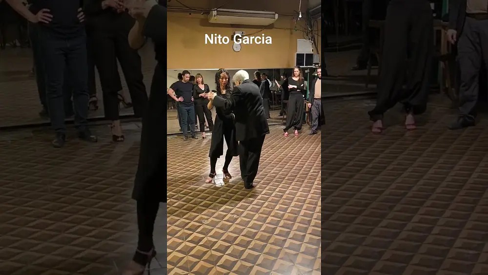 Video thumbnail for 90 évesen is mestere a tangónak – Nito García élőben tanít Buenos Airesben #tango #tangolegends