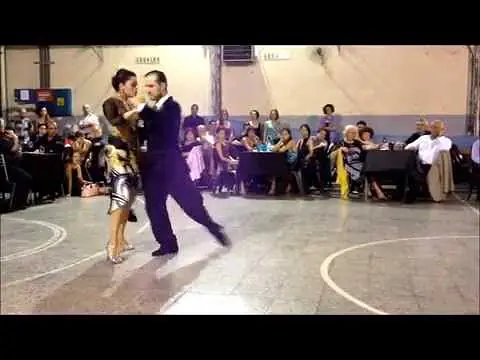 Video thumbnail for Vanesa Villalba & Facundo Piñero en Milonga Malena Sunderland Club 1/4